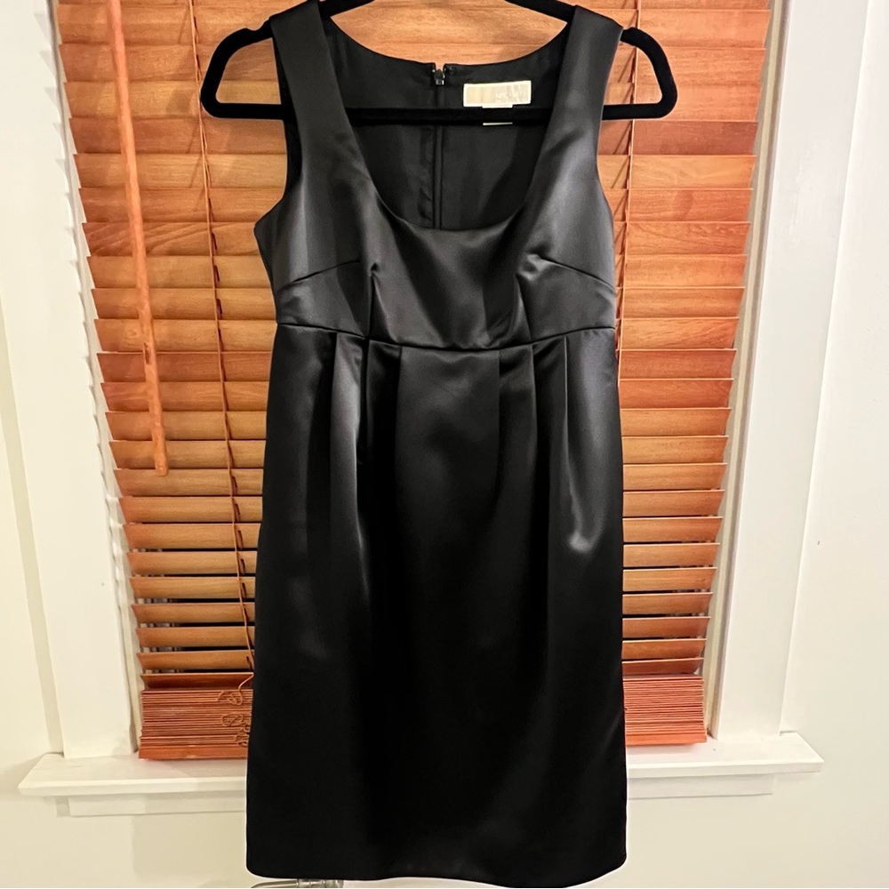 Michael Kors black empire sleeveless satin feel midi dress. Size 2.